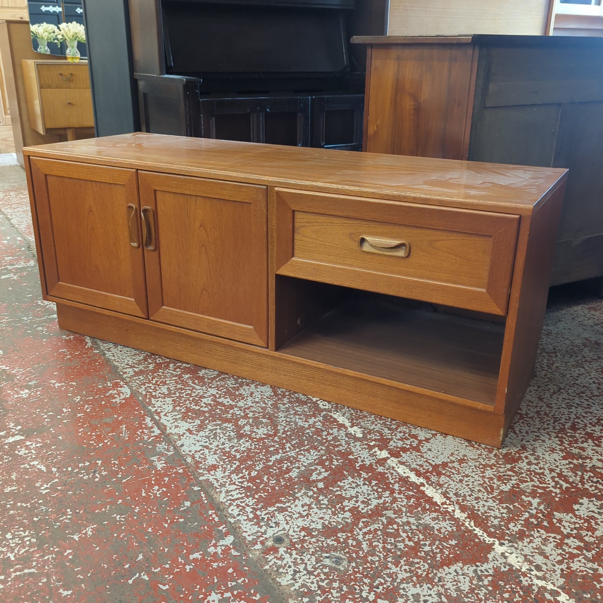 TV Unit